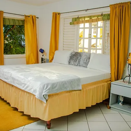 E 20 Mystic Ridge Ocho Rios Apartment Exterior photo